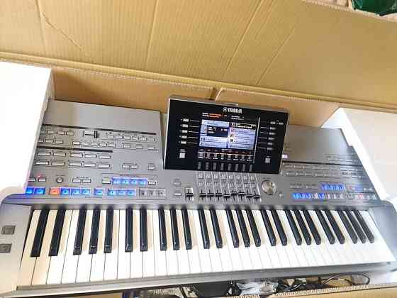 Yamaha Tyros5-61 Arranger Workstation Keyboard Schwerin
