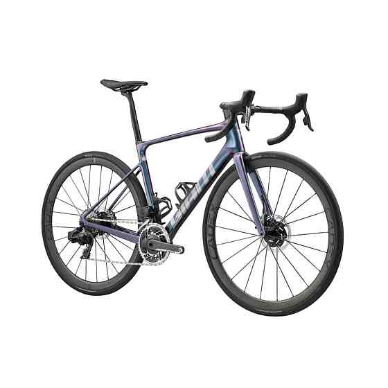 2024 Giant Defy Advanced Sl 0 Road Bike (WAREHOUSEBIKE) Hamburg