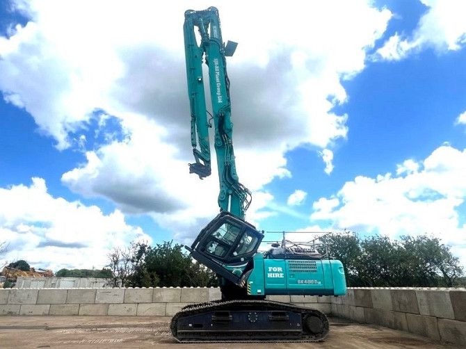 Zu Verkaufen: Kobelco SK400DLC-10 26m Hochreich-Abbruchbagger – 2021, 1087 Betriebsstunden Гамбург - изображение 1