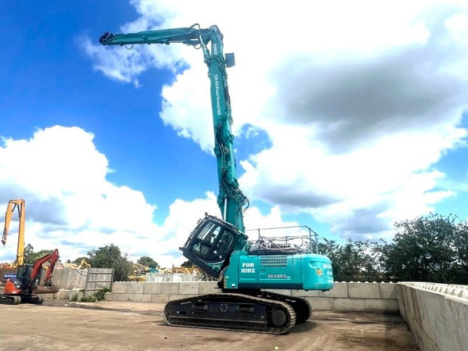 Zu Verkaufen: Kobelco SK400DLC-10 26m Hochreich-Abbruchbagger – 2021, 1087 Betriebsstunden Гамбург - изображение 3